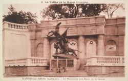 Monument aux morts de 14-18, ou La France – Haybes-sur-Meuse Monument aux morts de 14-18, ou La France – Haybes-sur-Meuse