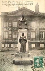 Monument au docteur Hamy – Boulogne-sur-Mer (fondu – remplacé) Monument au docteur Hamy – Boulogne-sur-Mer (fondu – remplacé)