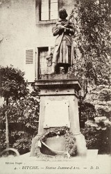Monument à Jeanne d’Arc – Bitche (détruit, remplacé) Monument à Jeanne d’Arc – Bitche (détruit, remplacé)
