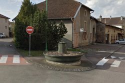 Borne-fontaine – Rue Abbé Poirot – Dogneville Borne-fontaine – Rue Abbé Poirot – Dogneville